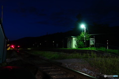 夜の塩狩駅