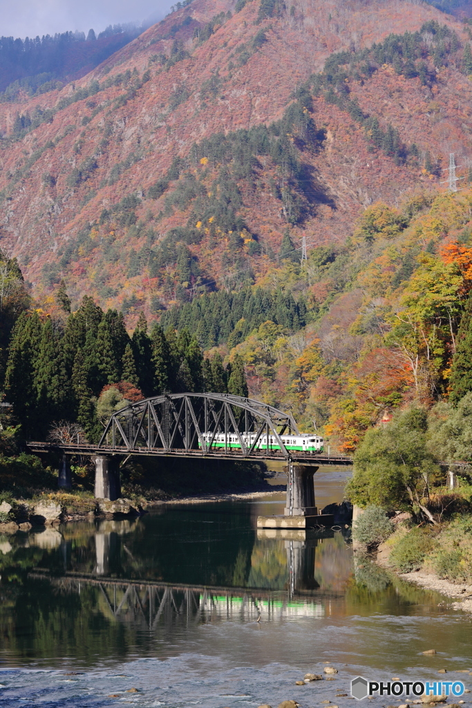 錦秋の只見線（四橋）