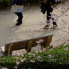とりあえず座ろう。