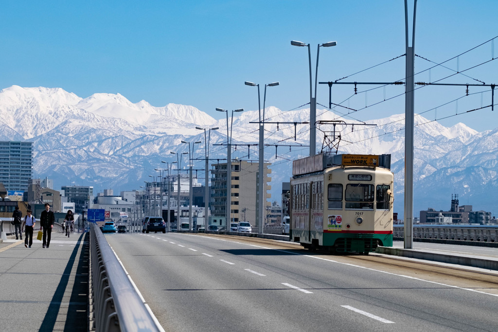 晴富山