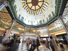 12月の東京駅丸の内改札