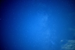 部屋からの夜空