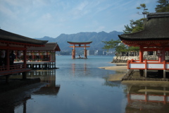 元日の厳島神社