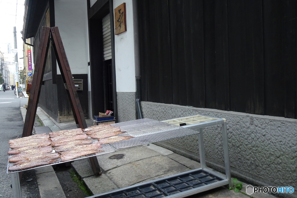只今仕度中