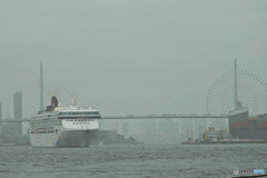 スーパースター・ヴァーゴ入港２
