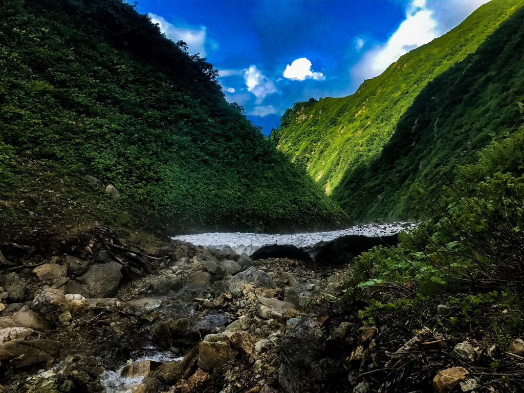 巻機山
