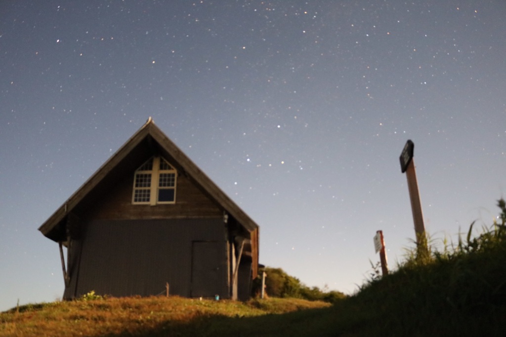 山小屋泊