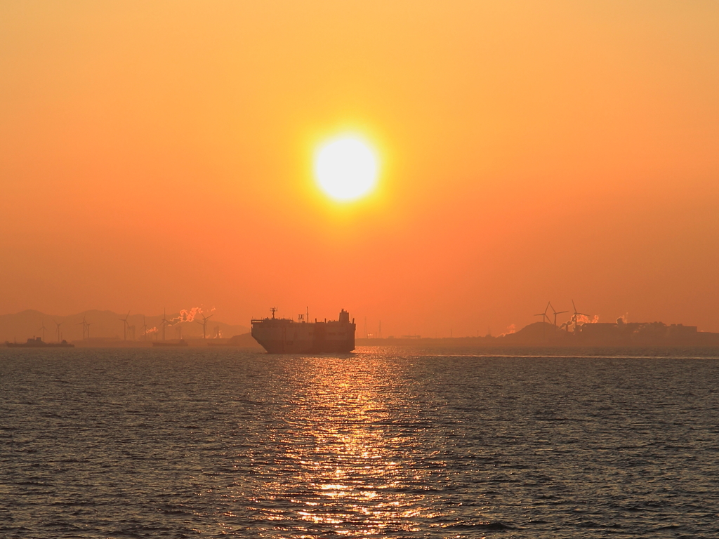 朝陽(トリミング)