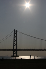 快晴の明石海峡大橋