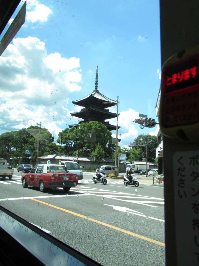 飾られた観光地