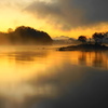 檜原湖の夜明け