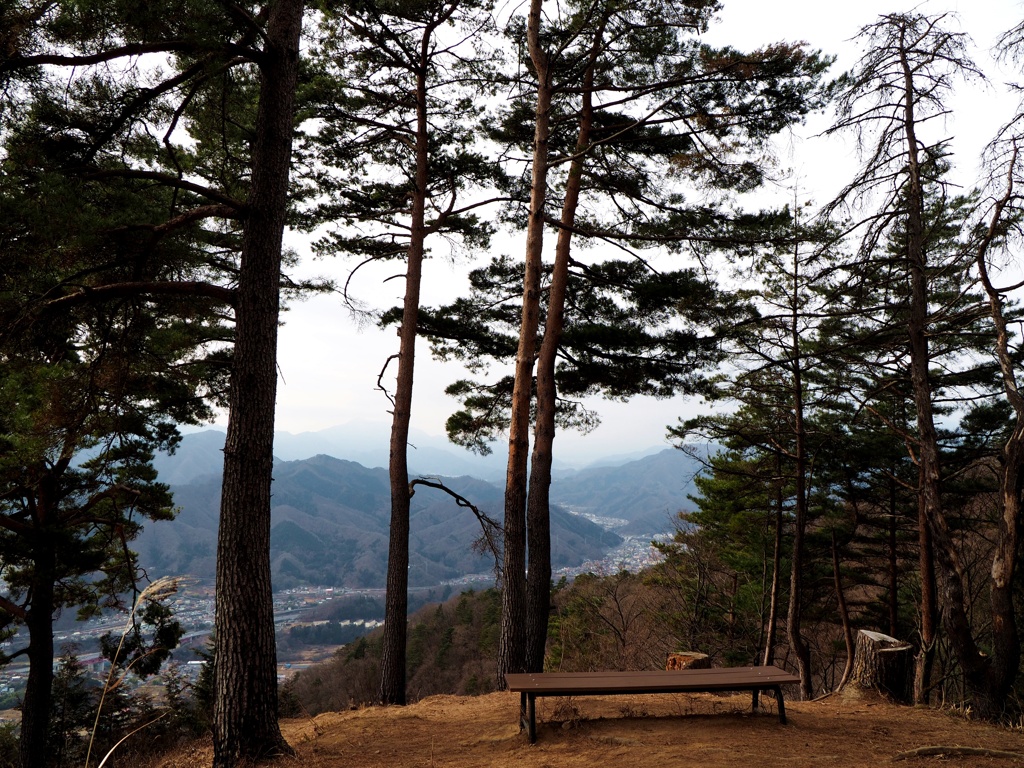 百蔵山ー富士山見えず