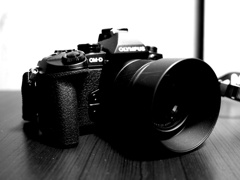 OLYMPUS OM-D E-M1