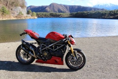 DUCATI ストリートファイター