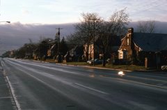 黄昏時の車道　ロングアイランド　NY