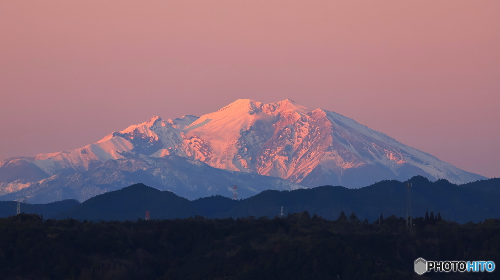 夕陽に染まる御嶽山