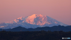 夕陽に染まる御嶽山