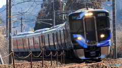 今頃になって；
