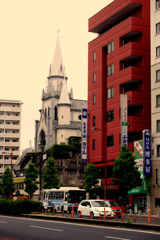 佐世保駅前教会をのぞむ