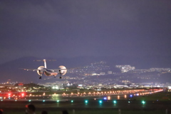 伊丹空港　千里川土手　ボンバルディア