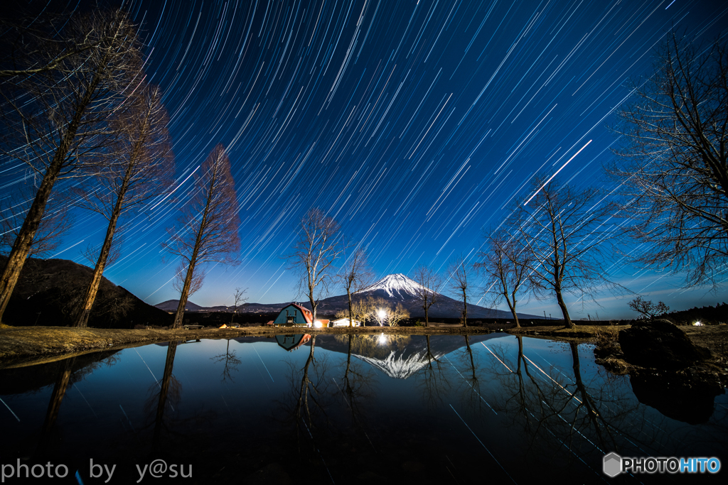 富士と星空