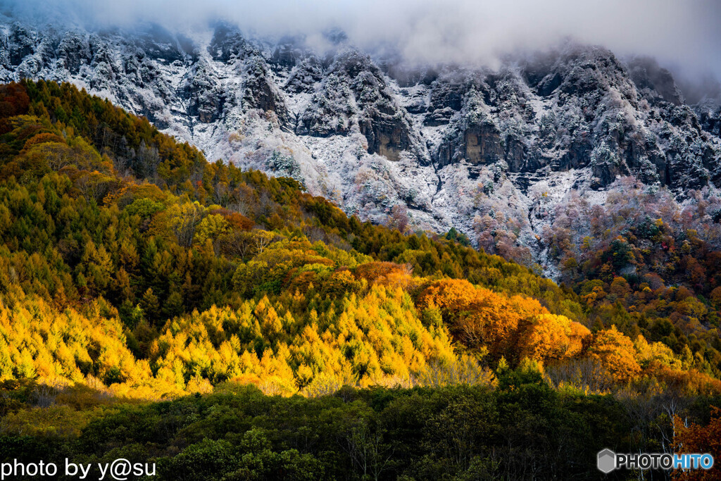 初冠雪の戸隠と紅葉⑦