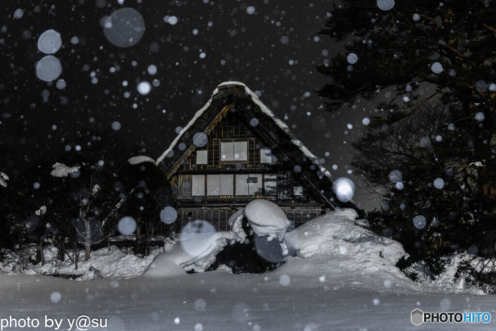 雪景色の白川郷④