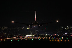 夜の空港