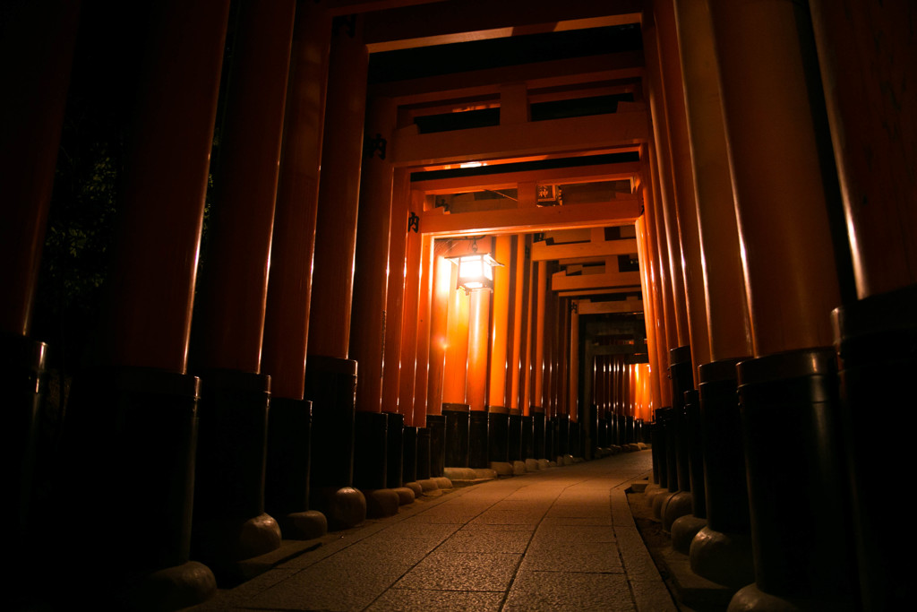 夜の伏見稲荷大社①