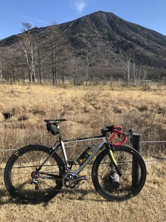 男体山