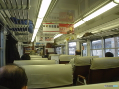 快速車内