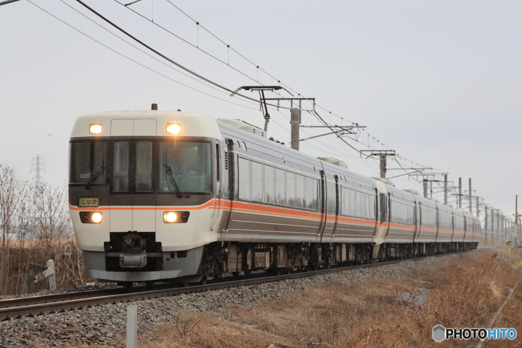 1018M