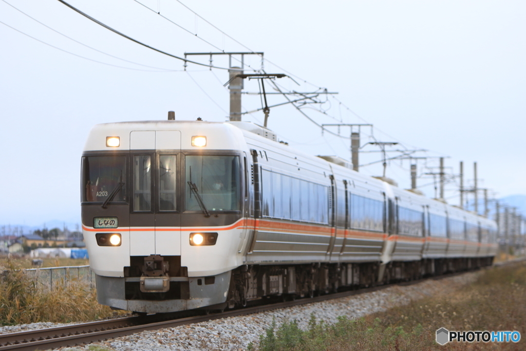 1018M
