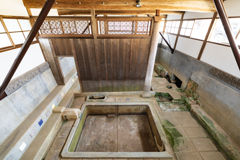 夏目漱石の入った温泉跡