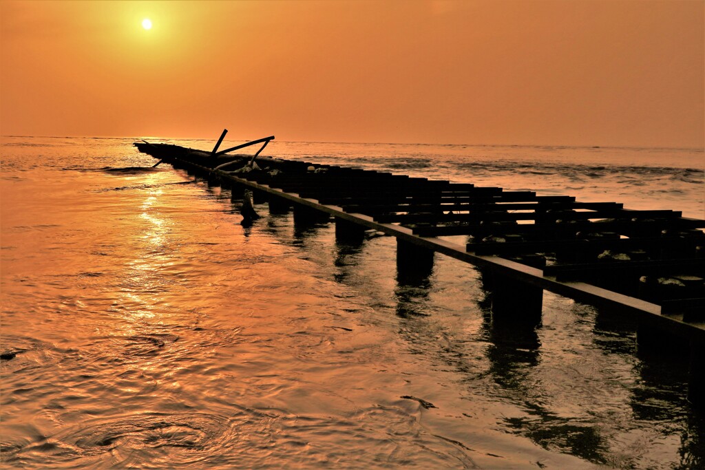 石狩川河口の夕陽