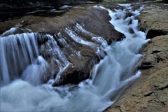 恵庭渓谷ラルマナイ川