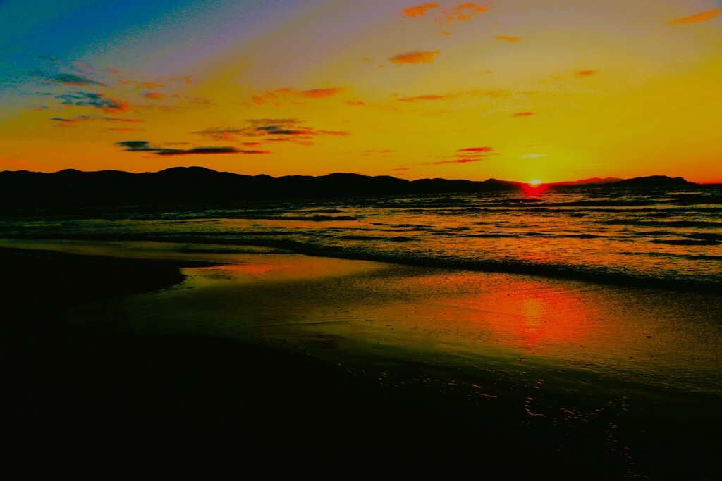 日が沈む