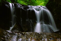 平和の滝