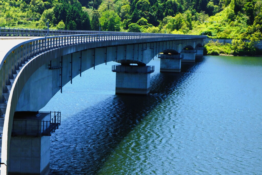 橋（当別ダム湖）