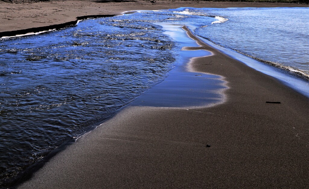 川と海の合流