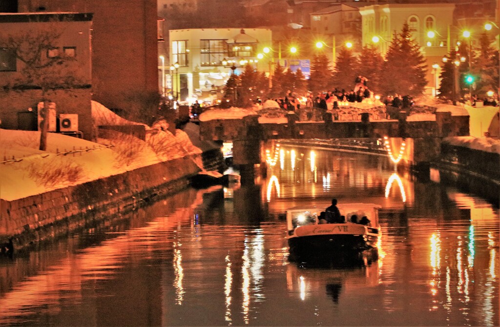 運河クル－ズ船