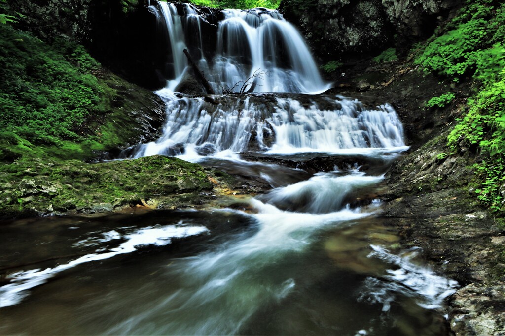 納涼(平和の滝）