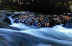晩秋の定山渓小樽内川