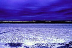 凍てつく石狩川河口