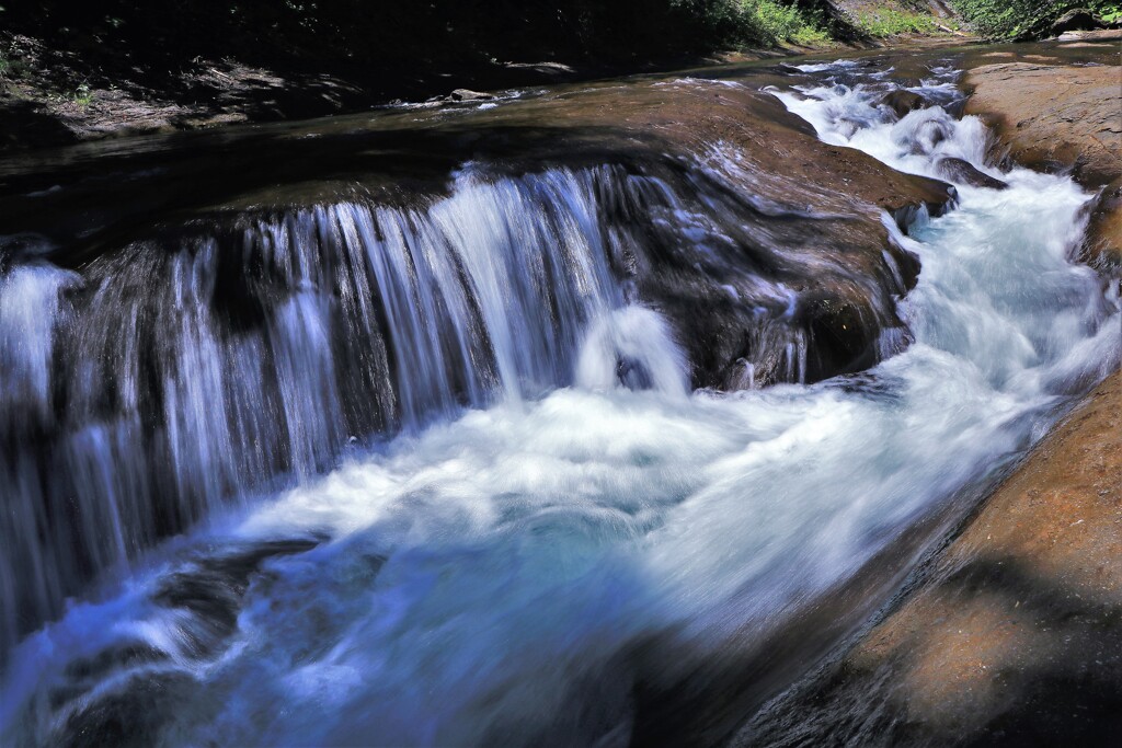 恵庭渓谷ラルマナイ川
