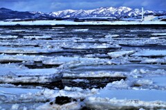 石狩川河口(春近し）