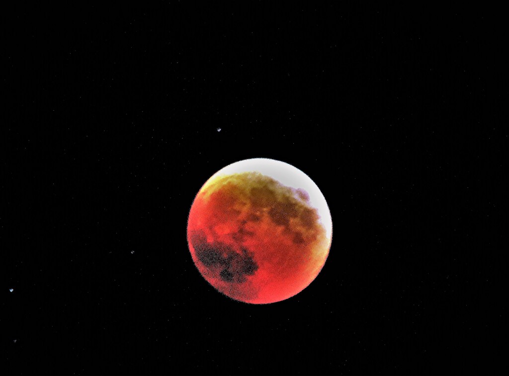 一生に１度の皆既月食＋惑星食