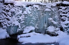 氷瀑の砂防ダム