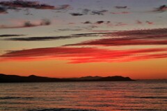 夕日が泣いている♪