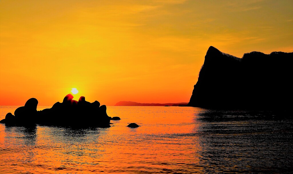 朝陽(余市鳥帽子岬）